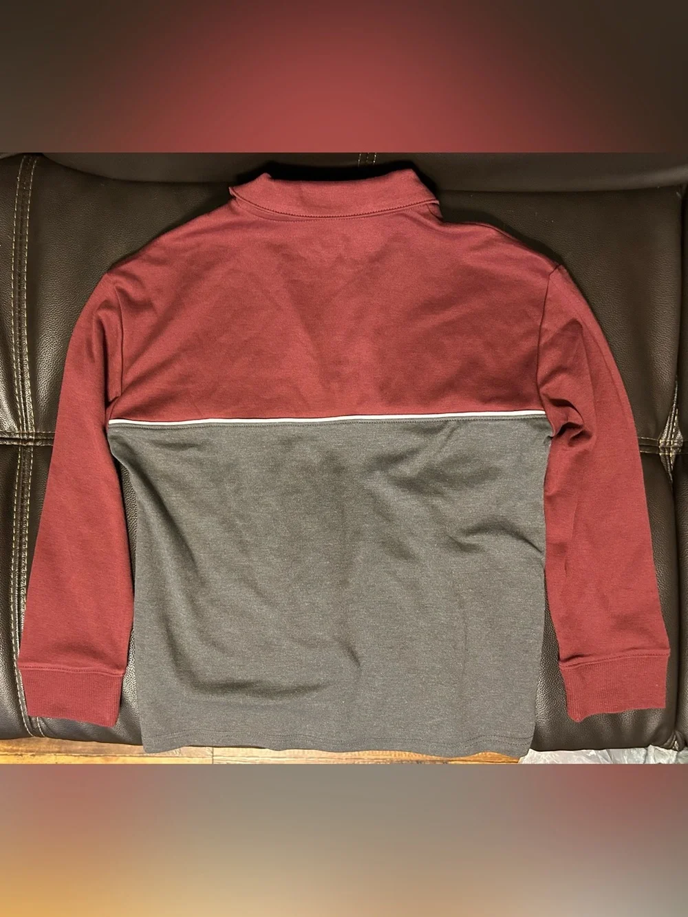 Old Navy Pullover. Boys 8.